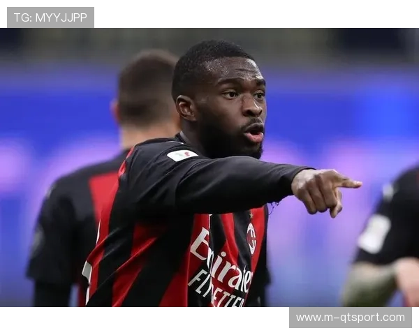 托莫里续约至2030年，年薪400万欧元稳固后防核心地位